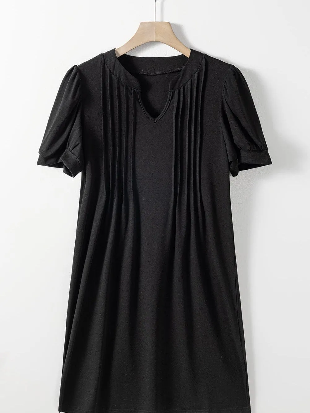 Black Pleated Shift Dress with Notched Neck and Puff Sleeves