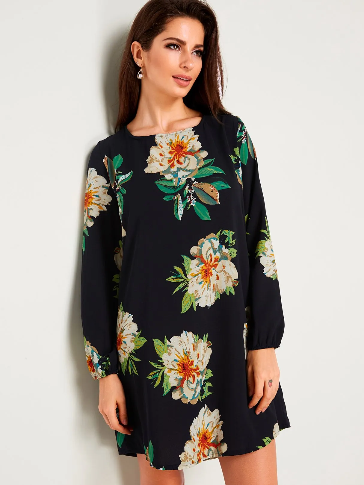 Wholesale Black Round Neck Long Sleeve Floral Print Hollow Dresses